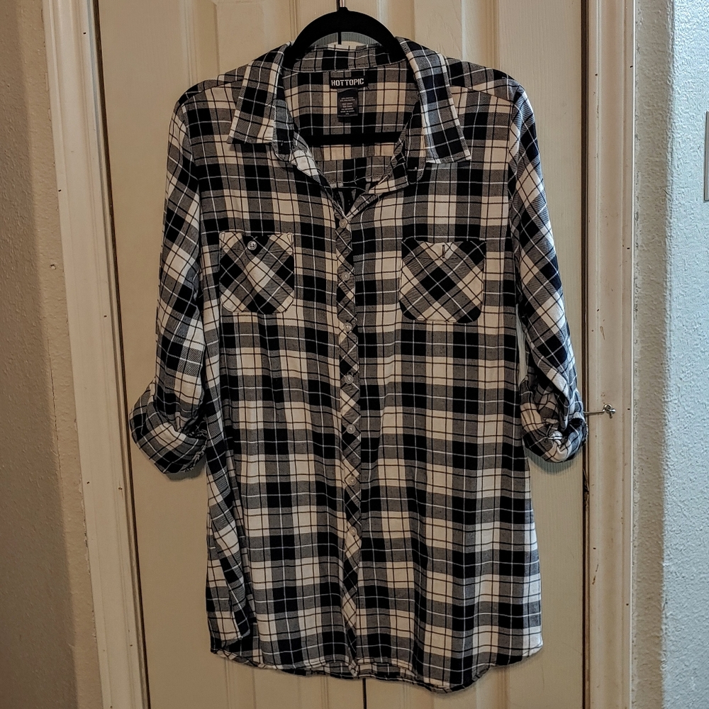 Hot Topic Black and White Plaid Button-Down Shirt with Skull Back - Picture 2 of 5
